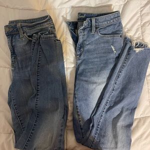 2 pairs of gently worn jeans. Both great quality.
